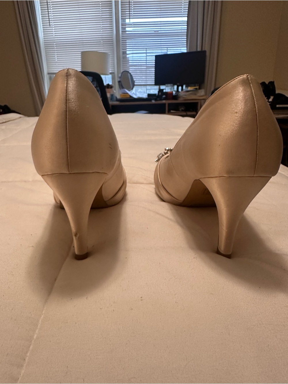 ERIJUNOR Champagne Satin Peep-Toe Heels with Crystal Brooch - Picture 5 of 8